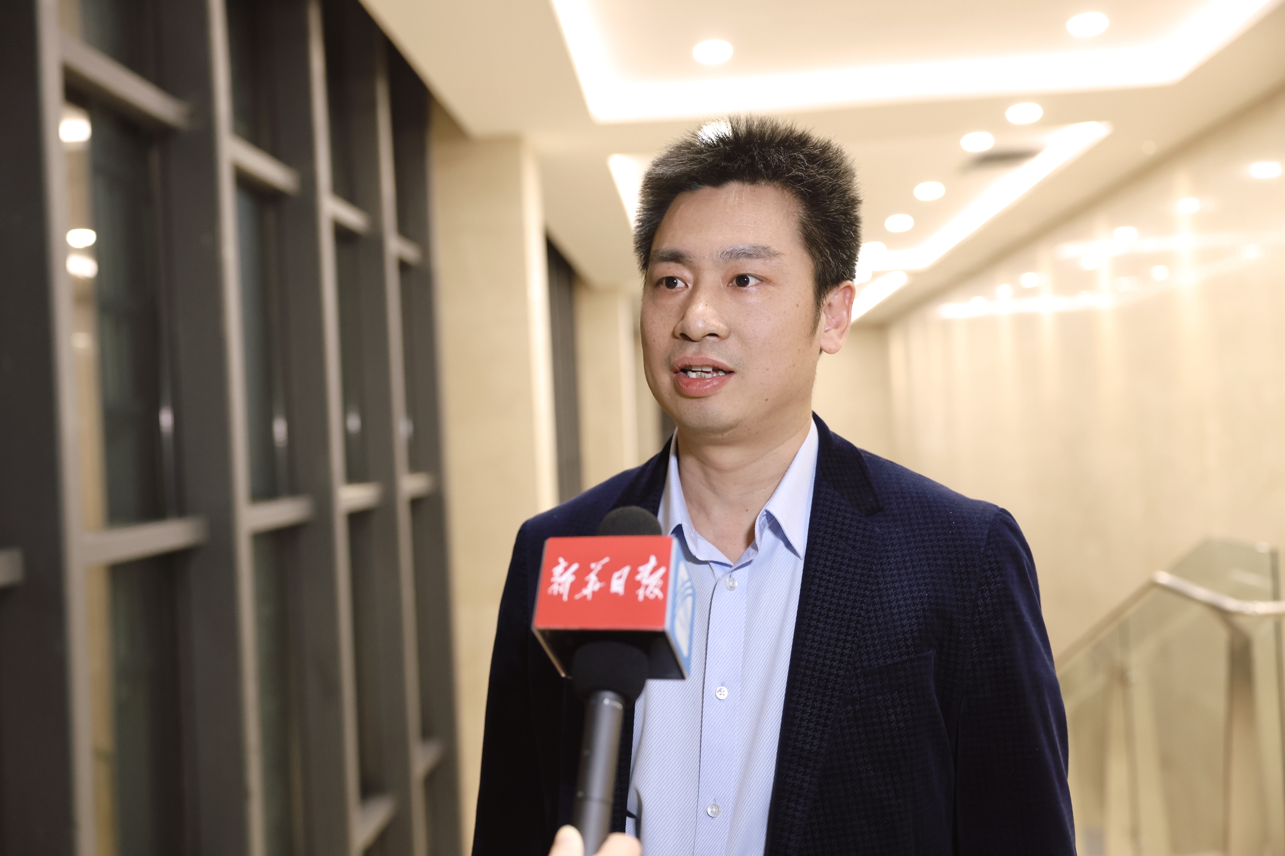 beat365官方网站党委宣传部部长陈建华